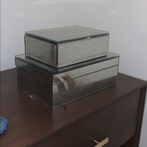 Tahari silver + patterned catch all boxes (2)